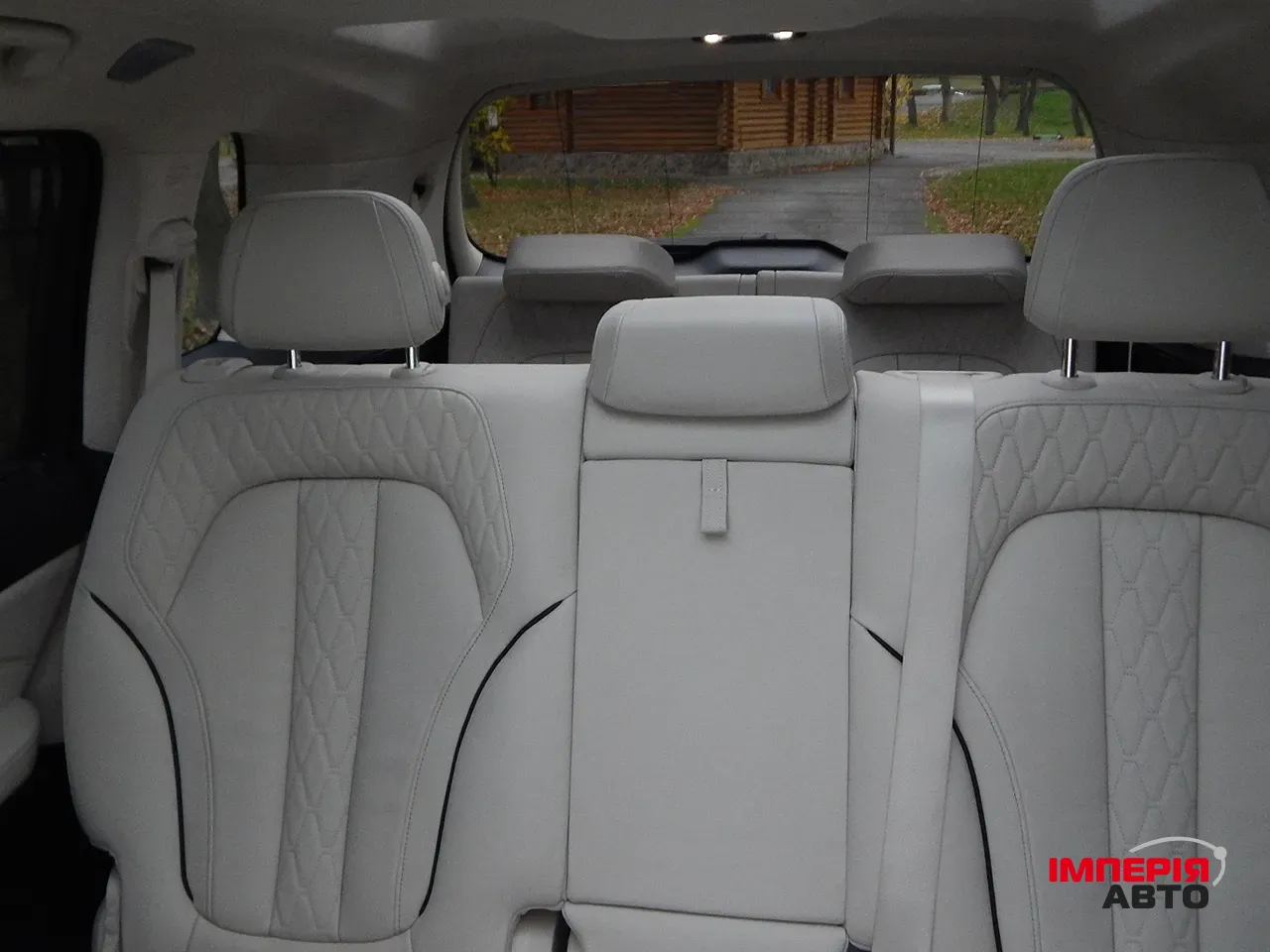 BMW X7 - фото 14