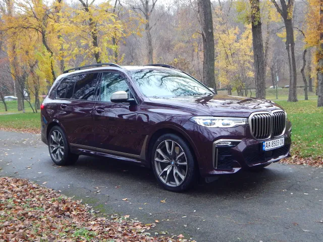 BMW X7 - фото 2