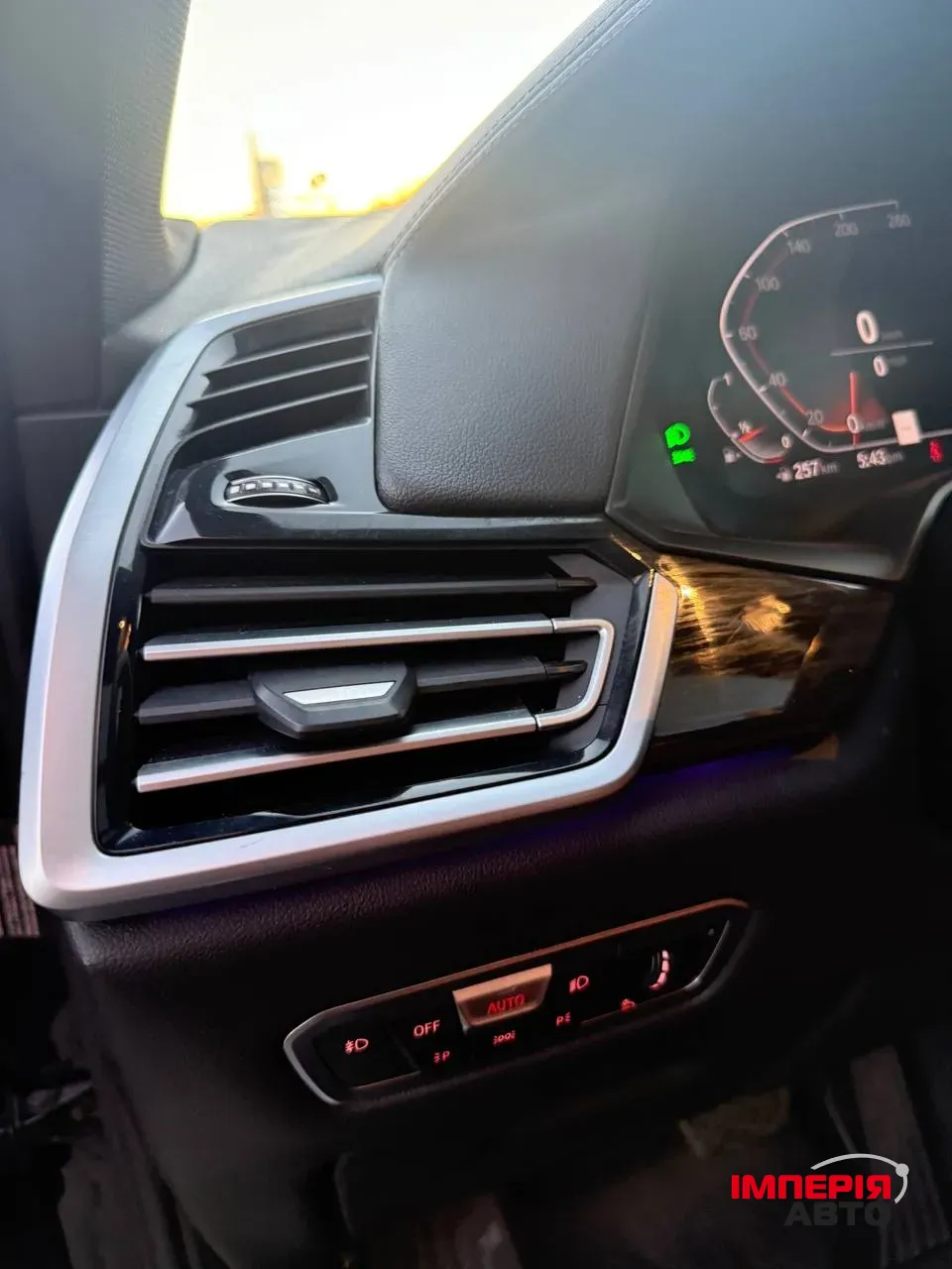 BMW X5 - фото 12