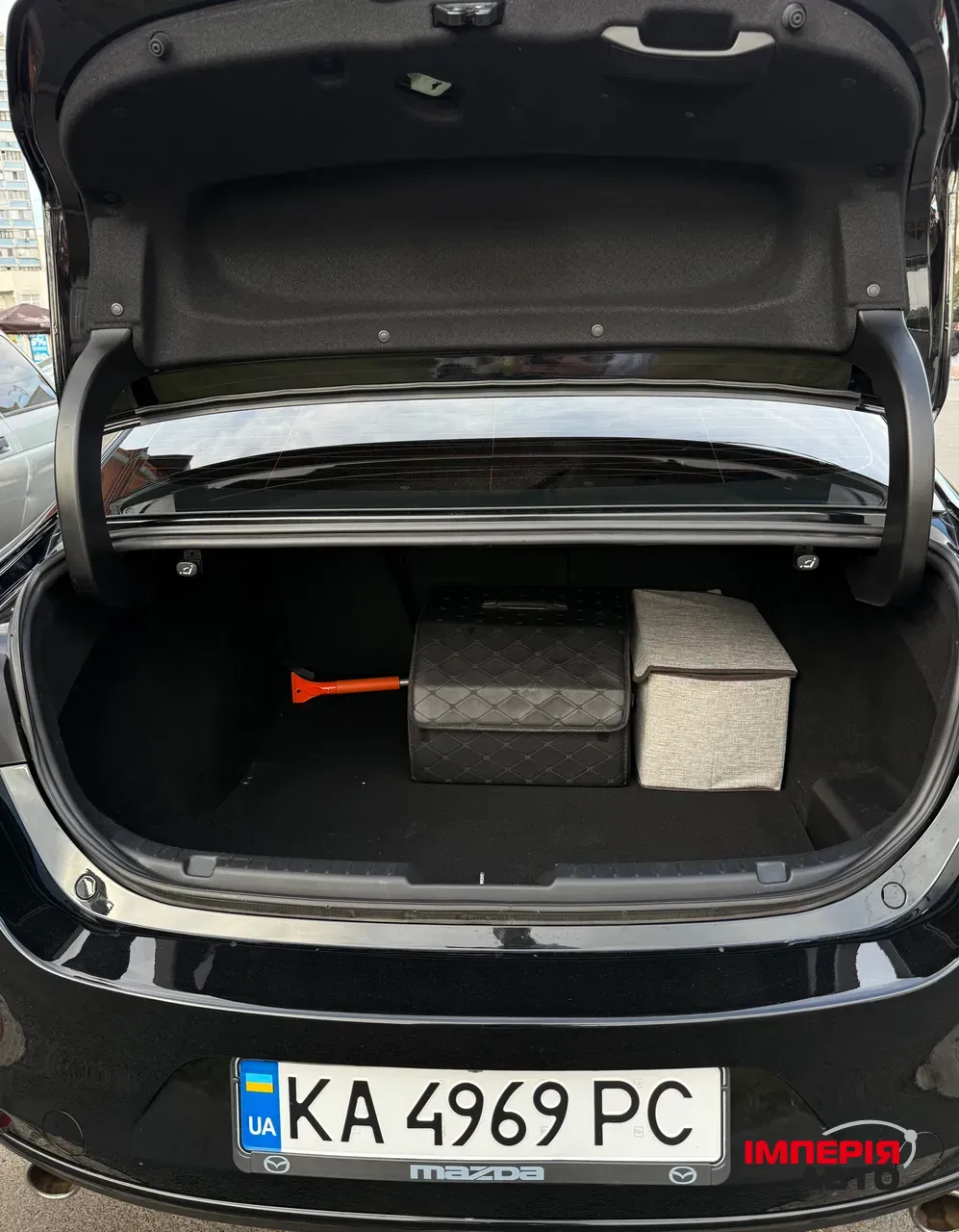 Mazda 3 - фото 11