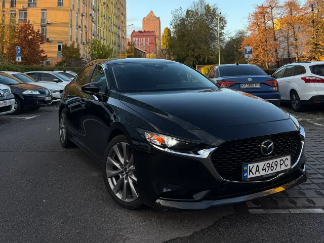 Mazda 3 - фото 1