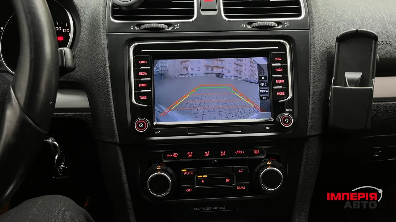 Volkswagen Golf - фото 22