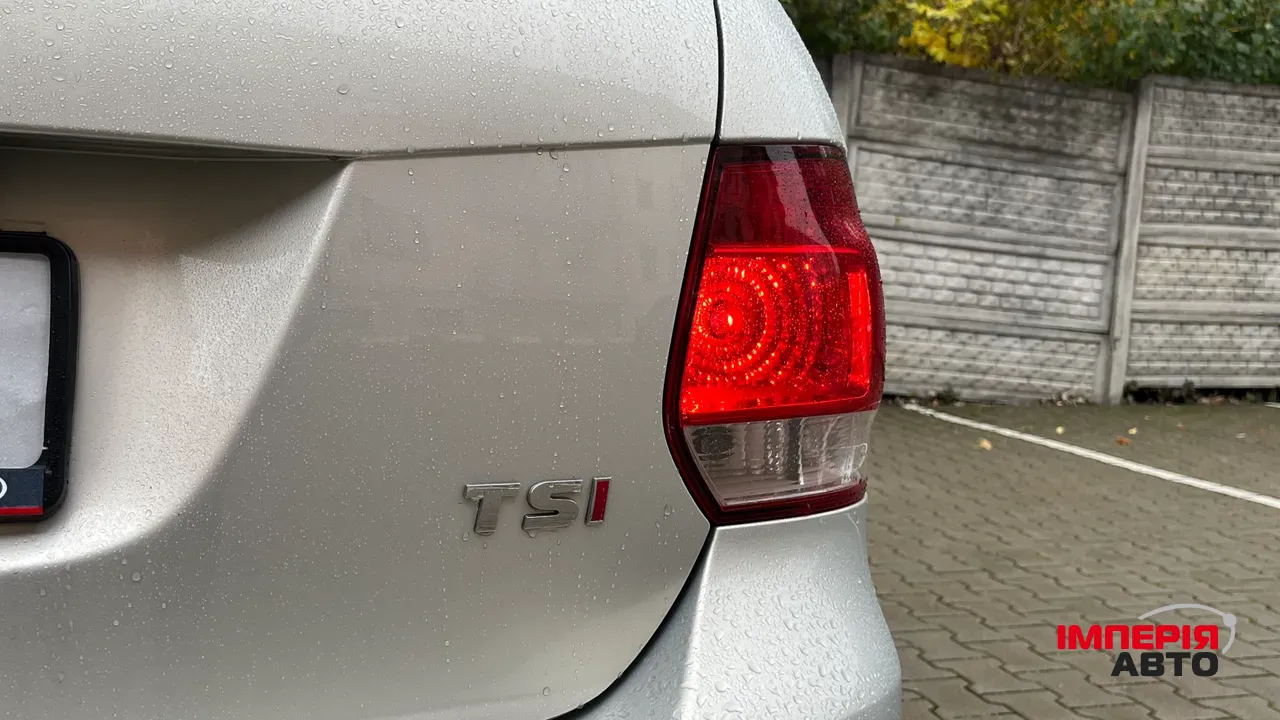 Volkswagen Golf - фото 9