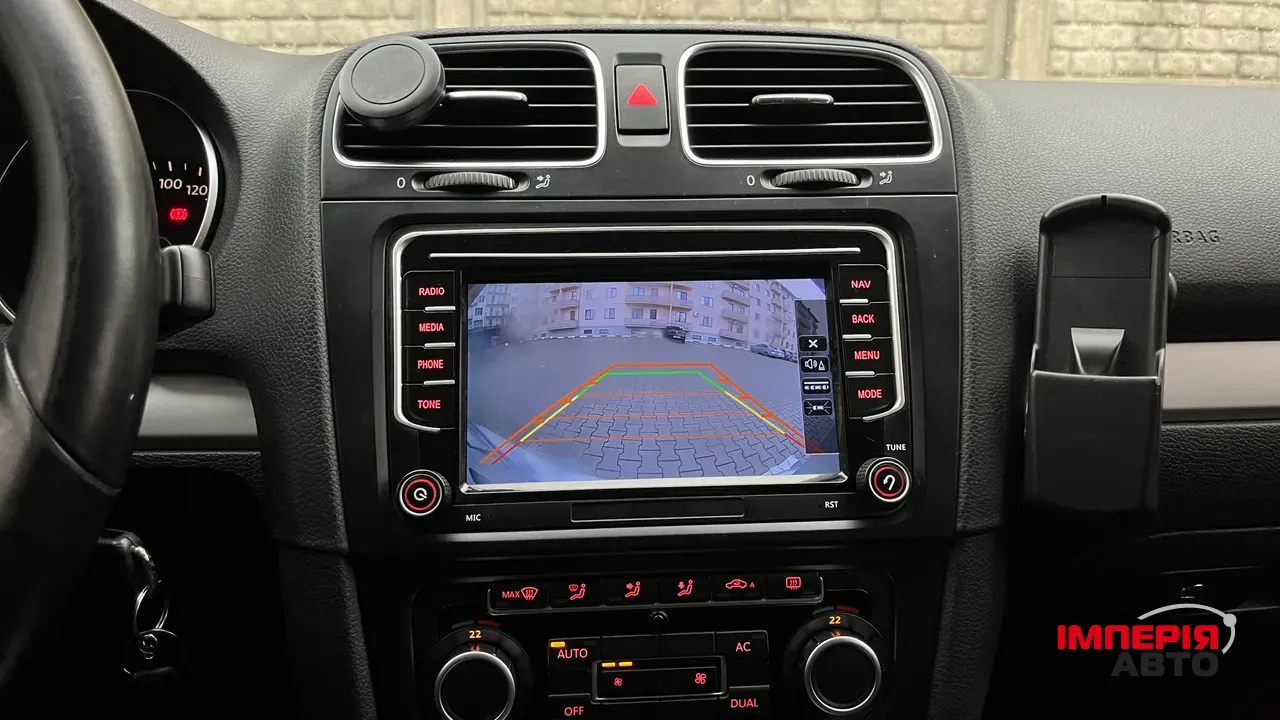 Volkswagen Golf - фото 24