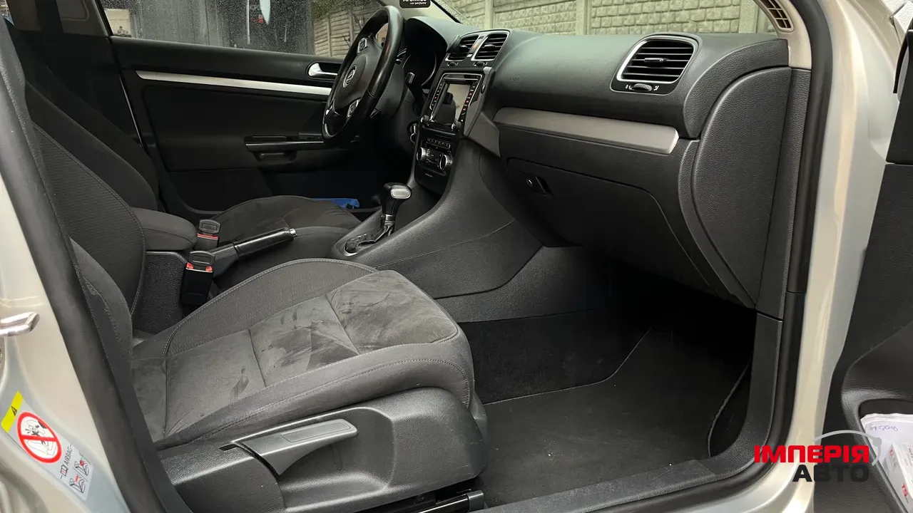 Volkswagen Golf - фото 26