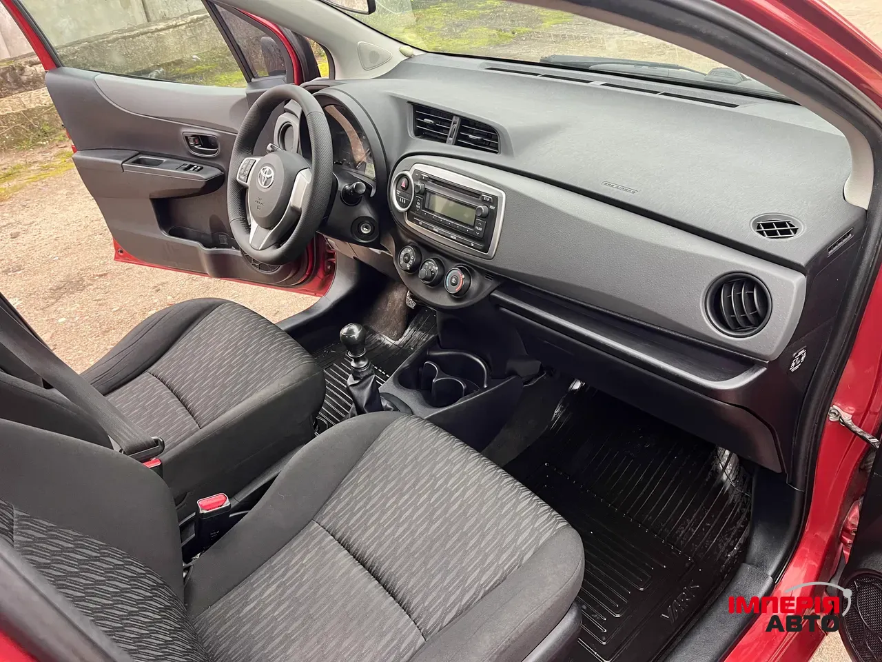 Toyota Yaris - фото 23