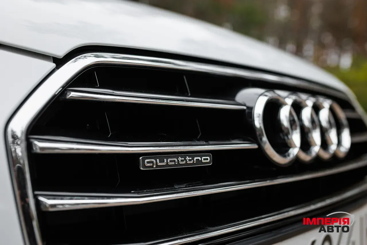 Audi A6 - фото 11