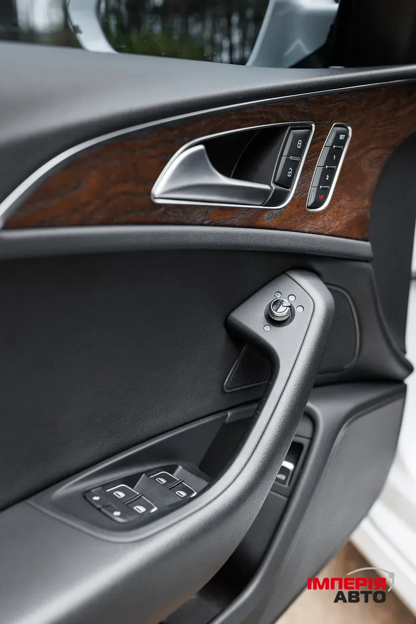 Audi A6 - фото 21