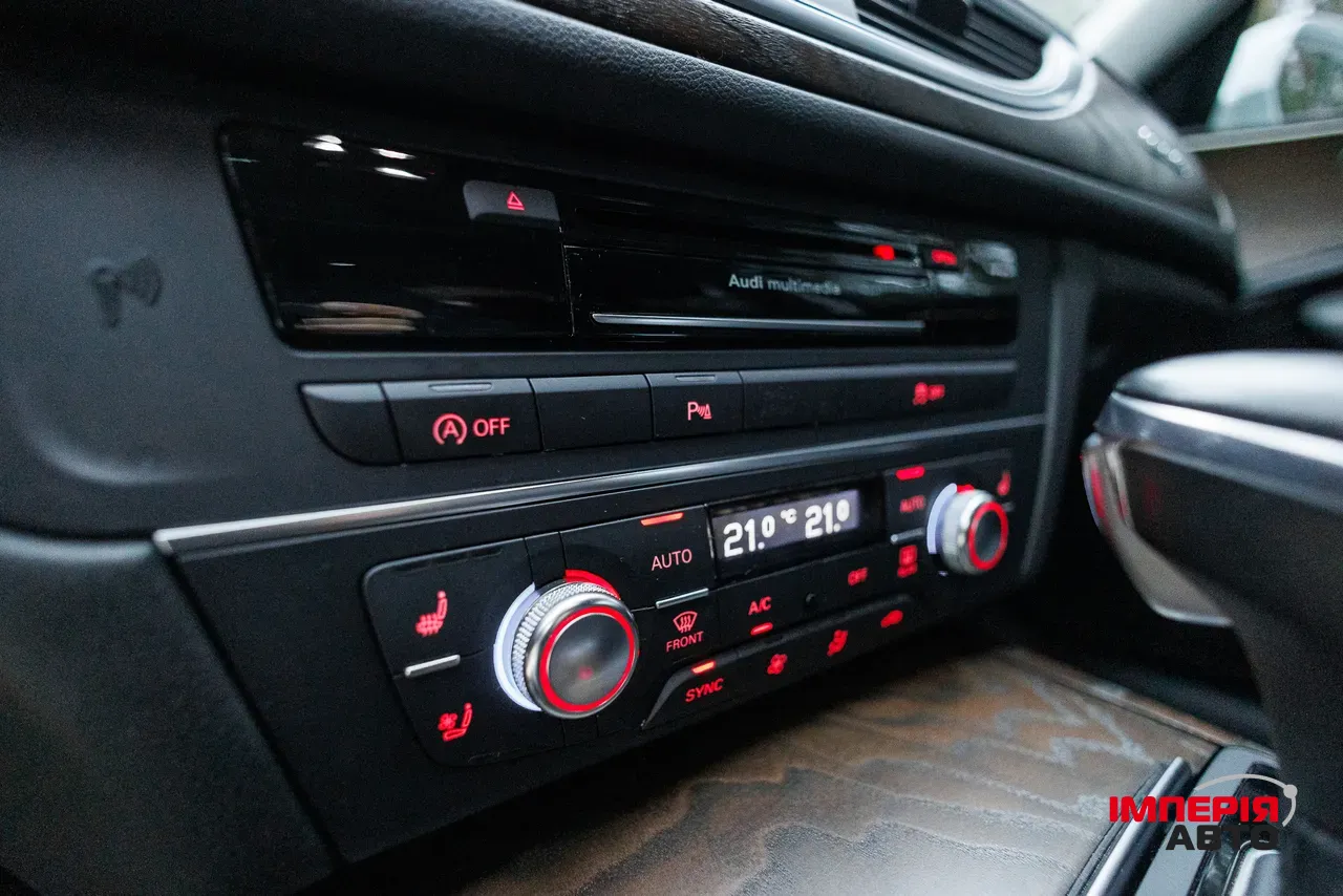 Audi A6 - фото 30