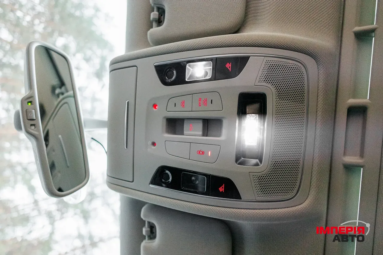 Audi A6 - фото 28