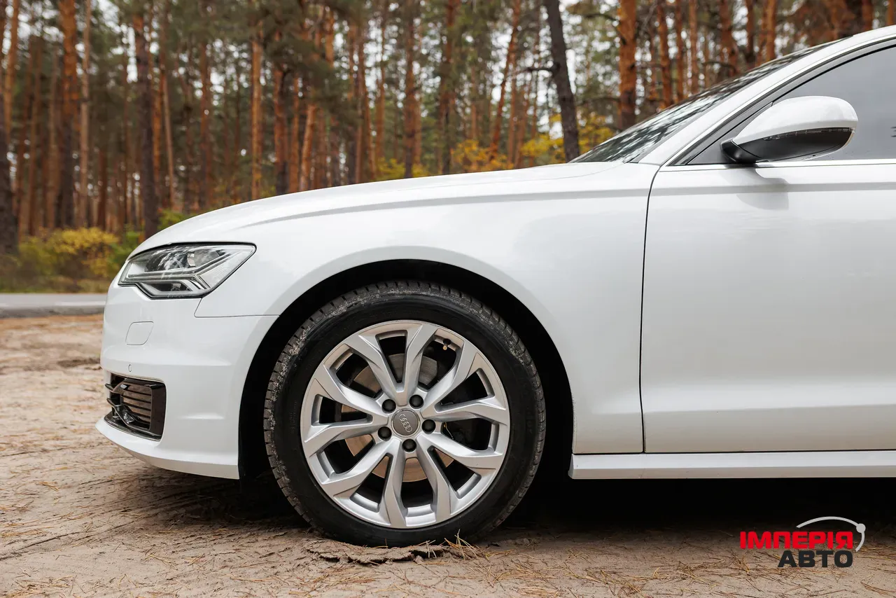 Audi A6 - фото 19