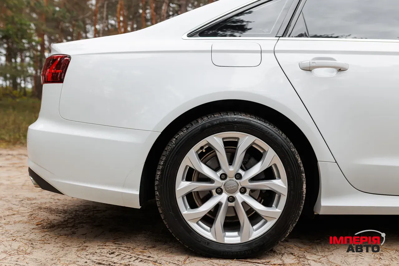 Audi A6 - фото 15