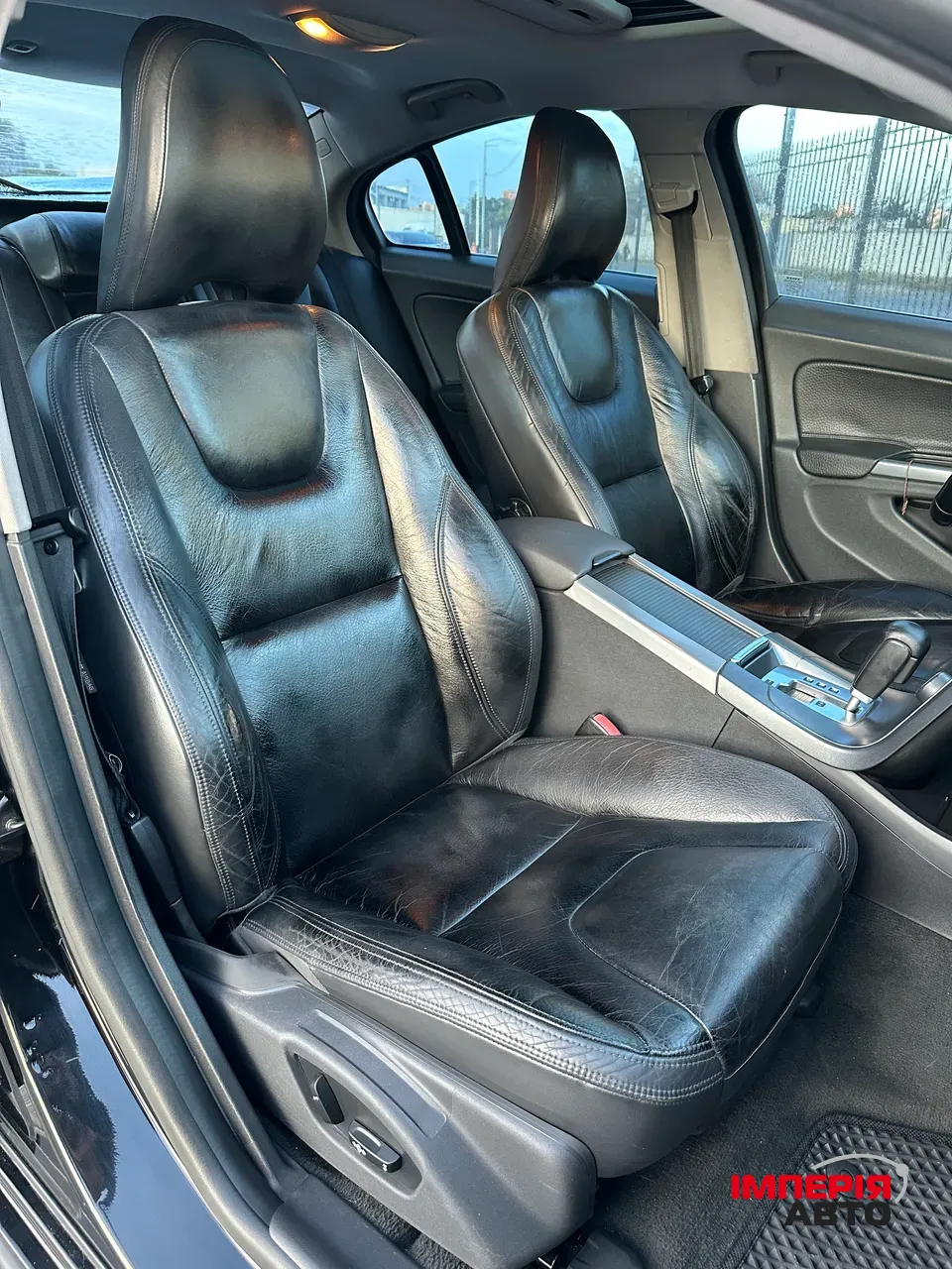 Volvo S60 - фото 24