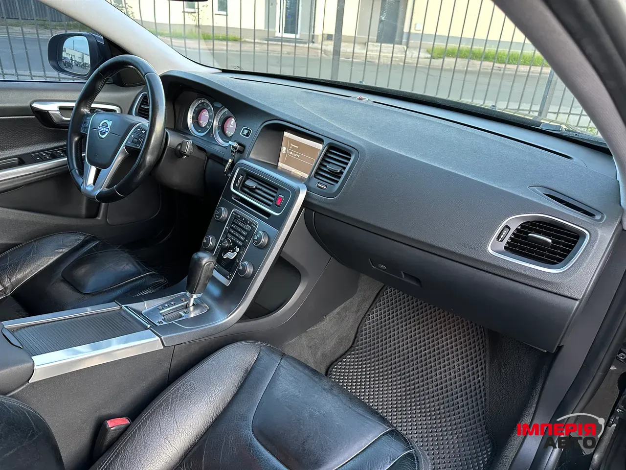 Volvo S60 - фото 22