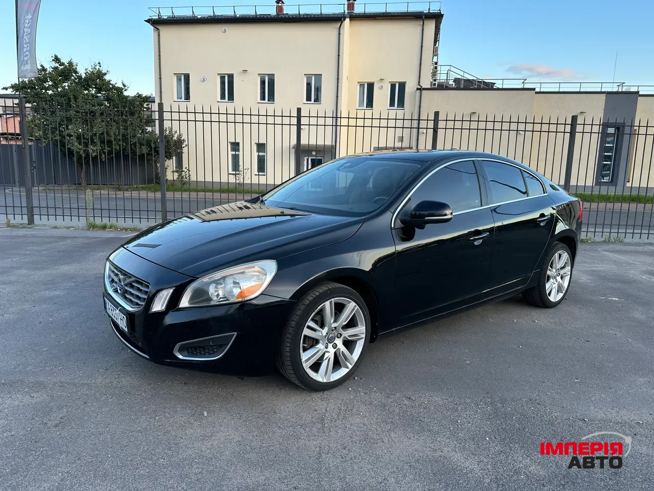 Volvo S60 - фото 8