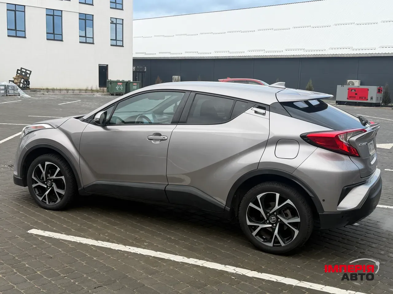 Toyota C-HR - фото 22