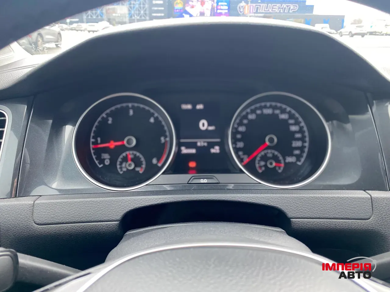 Volkswagen Golf - фото 16