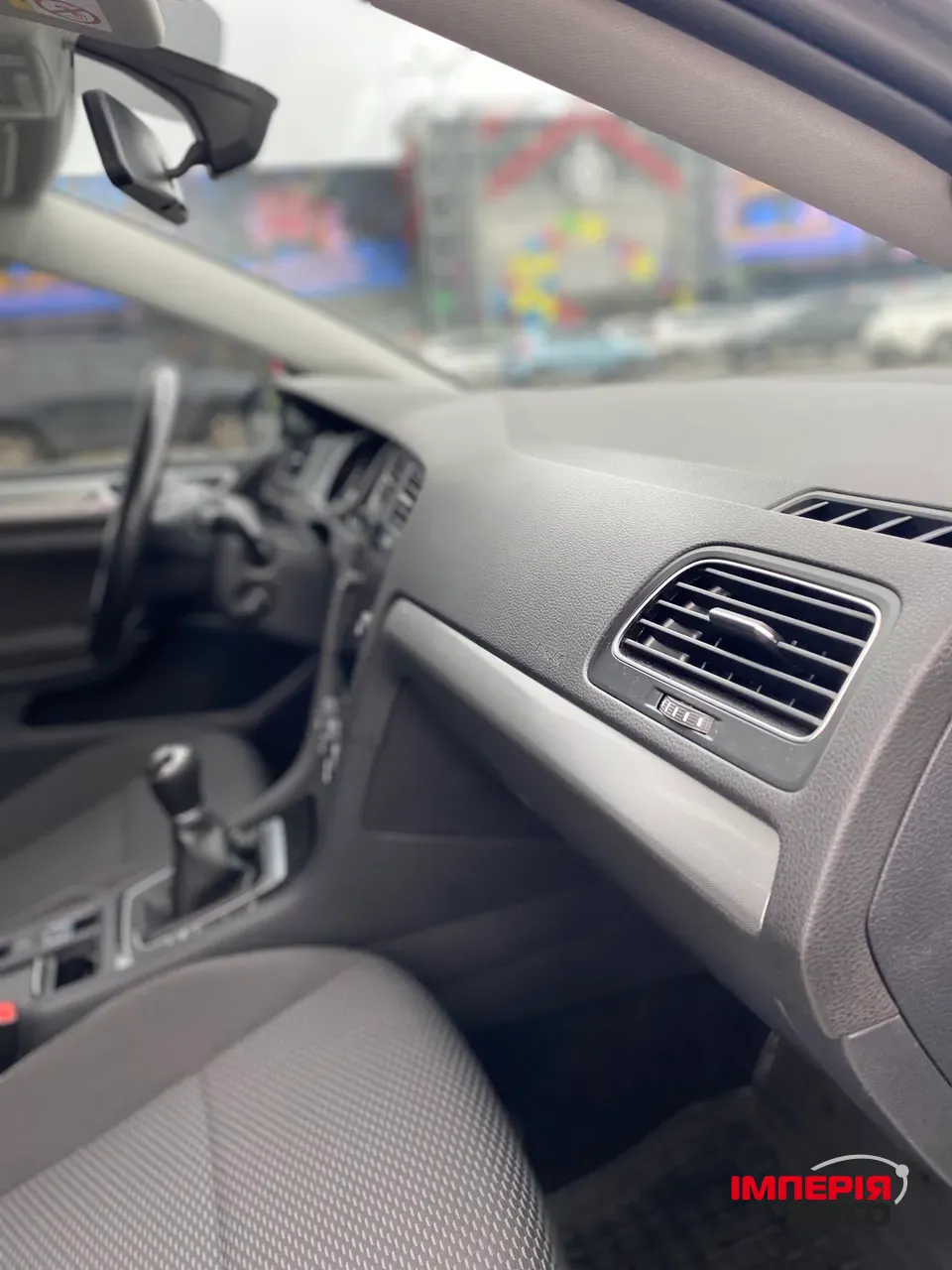 Volkswagen Golf - фото 24