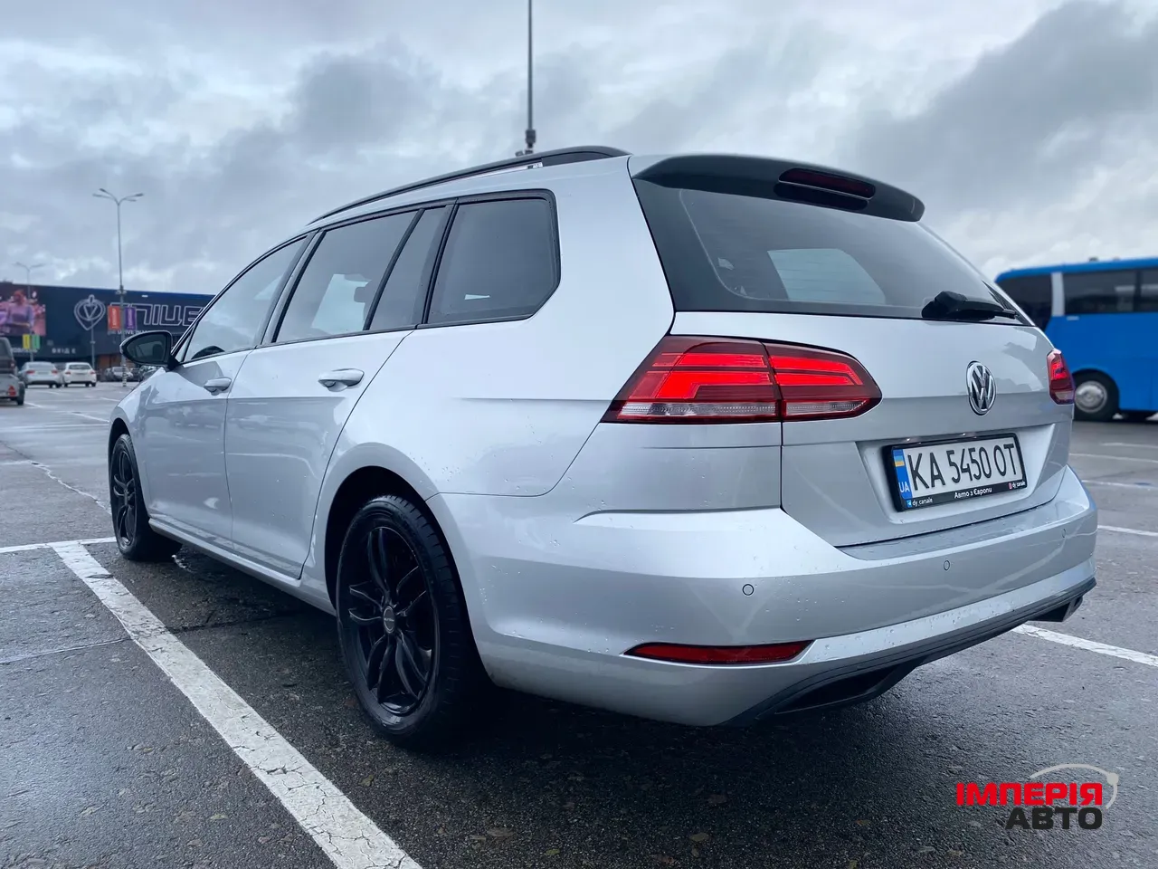 Volkswagen Golf - фото 3