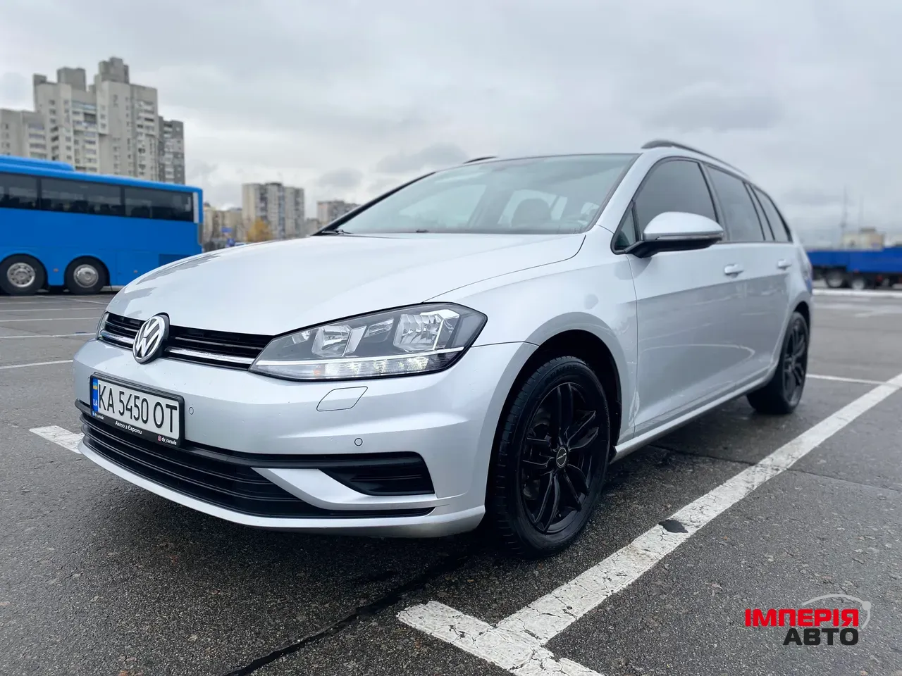 Volkswagen Golf - фото 1