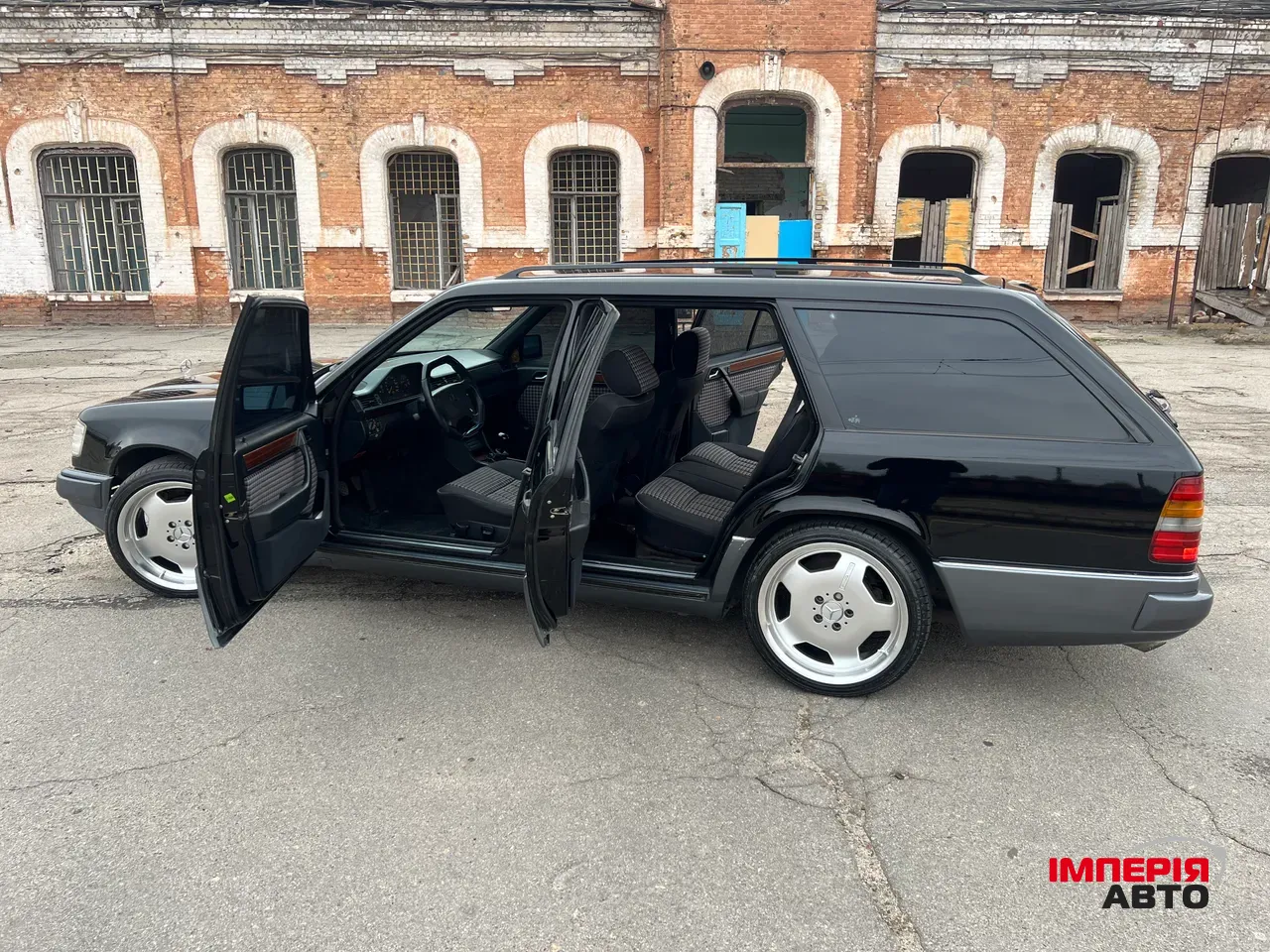 Mercedes-Benz E-Класс - фото 18