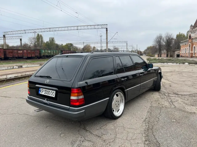 Mercedes-Benz E-Класс - фото 3