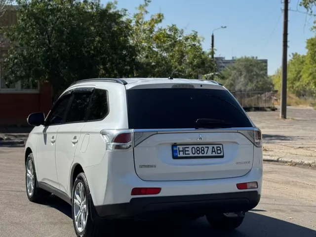 Mitsubishi Outlander 2012, Миколаїв, $12 599 - зображення 2
