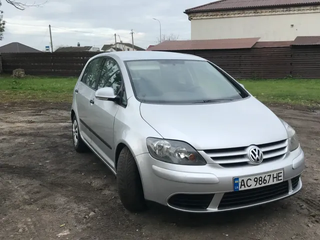 Volkswagen Golf Plus - фото 3