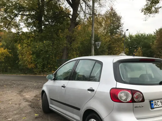 Volkswagen Golf Plus - фото 4