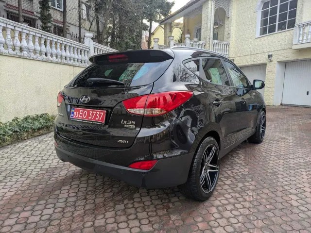 Hyundai ix35 - фото 2