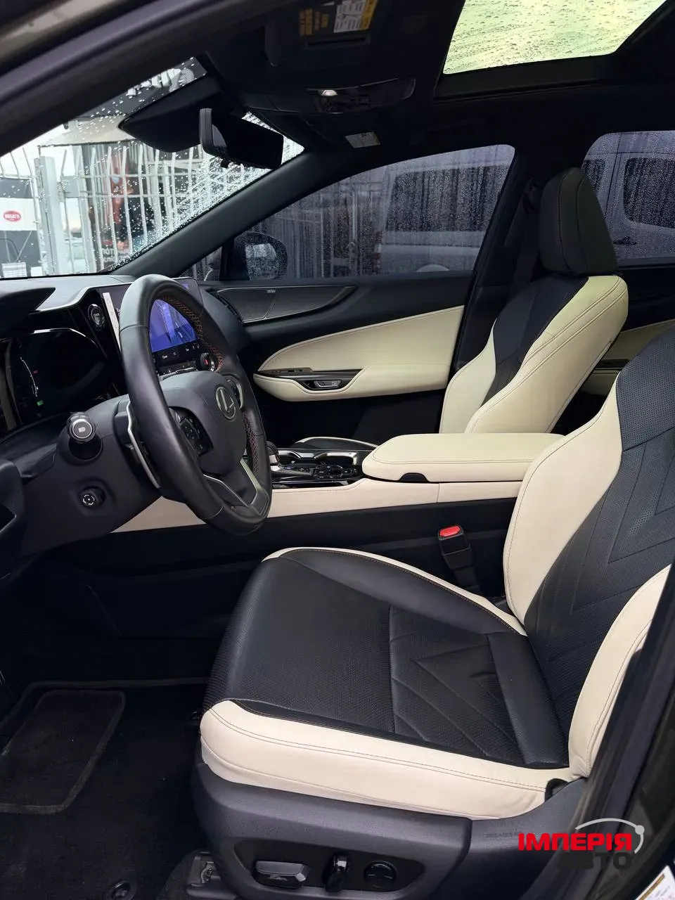 Lexus NX - фото 14