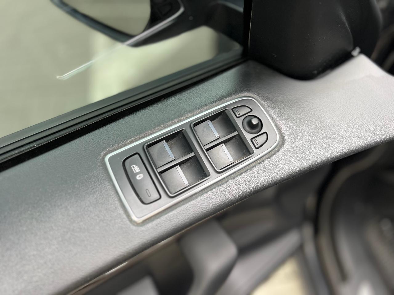 Jaguar F-Pace - фото 3