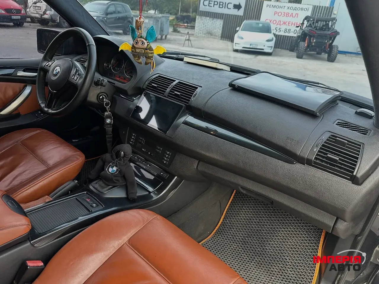 BMW X5 - фото 11