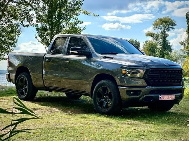 Ram 1500 - фото 1