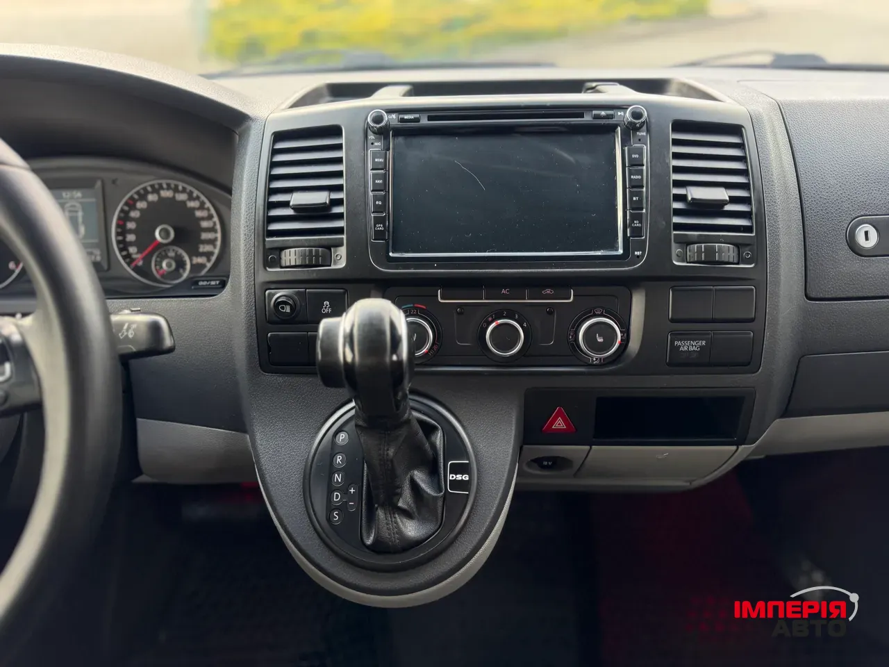 Volkswagen Transporter - фото 20