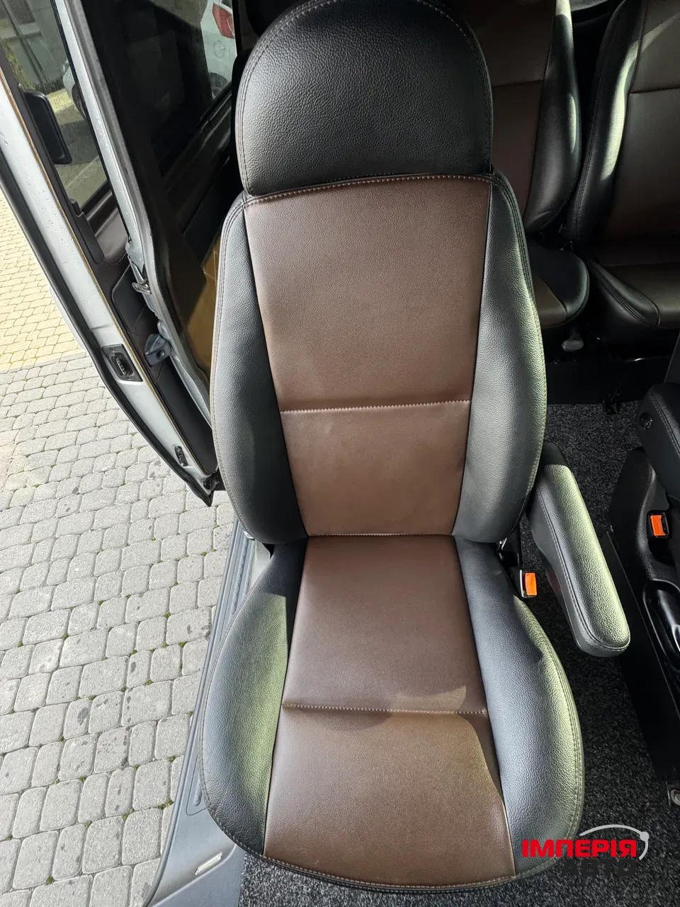 Volkswagen Transporter - фото 13