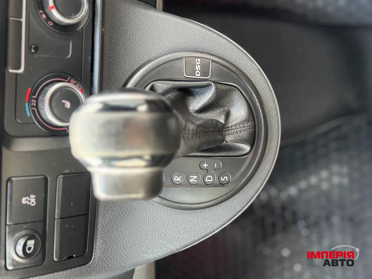 Volkswagen Transporter - фото 22