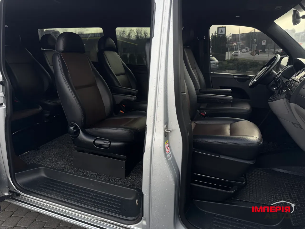 Volkswagen Transporter - фото 24