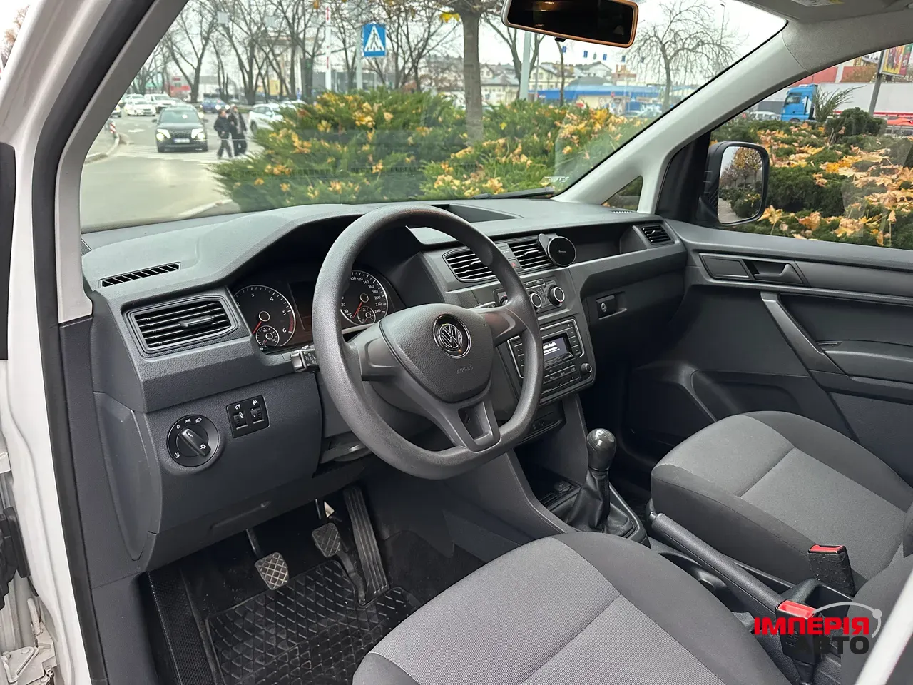 Volkswagen Caddy - фото 2