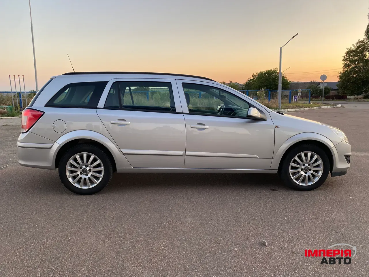 Opel Astra - фото 6