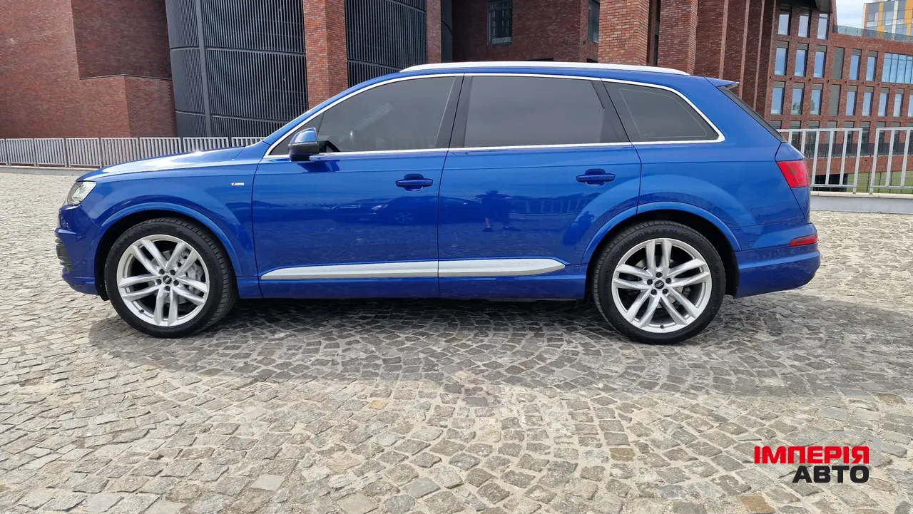 Audi Q7 - фото 4
