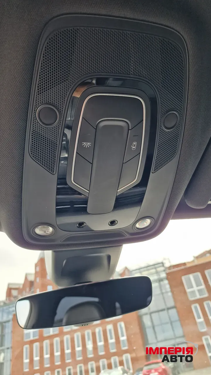 Audi Q7 - фото 19