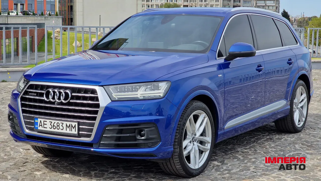 Audi Q7 - фото 2