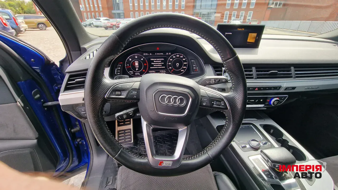 Audi Q7 - фото 30