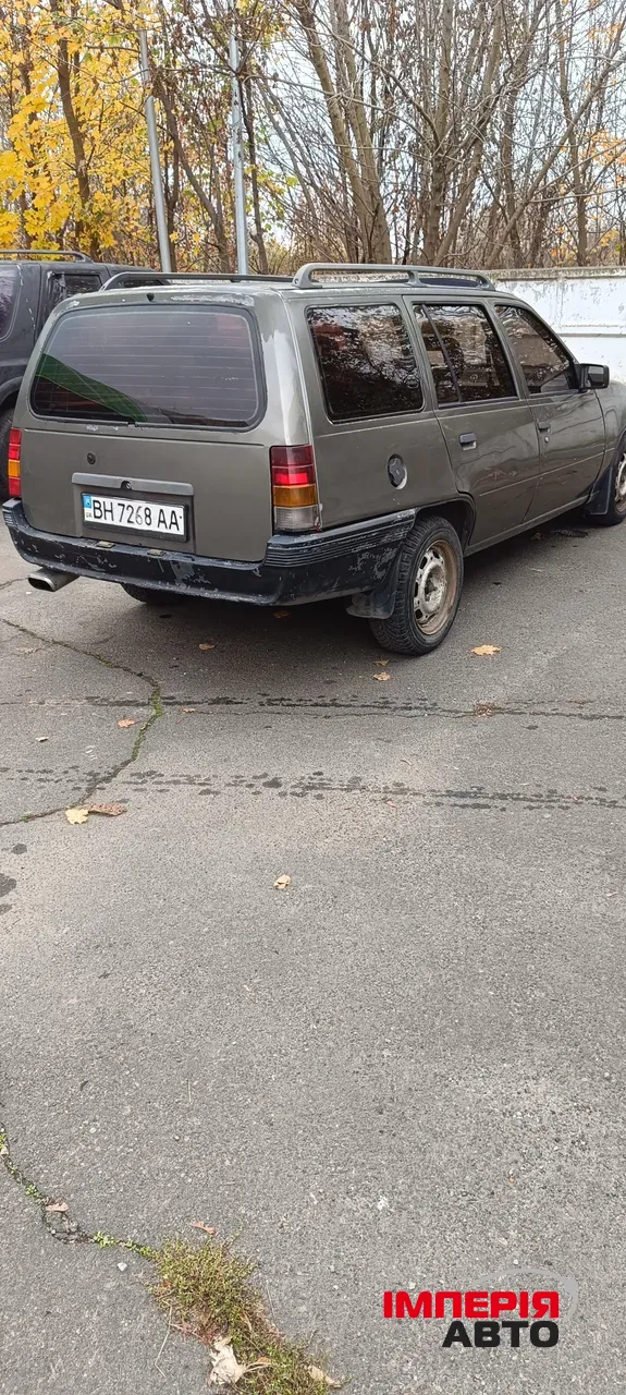 Opel Kadett - фото 3