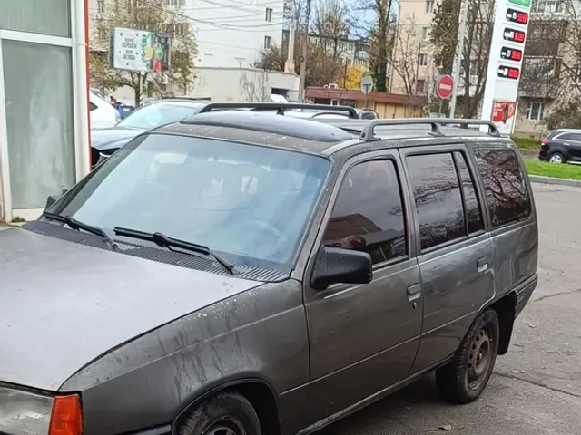 Opel Kadett - фото 5