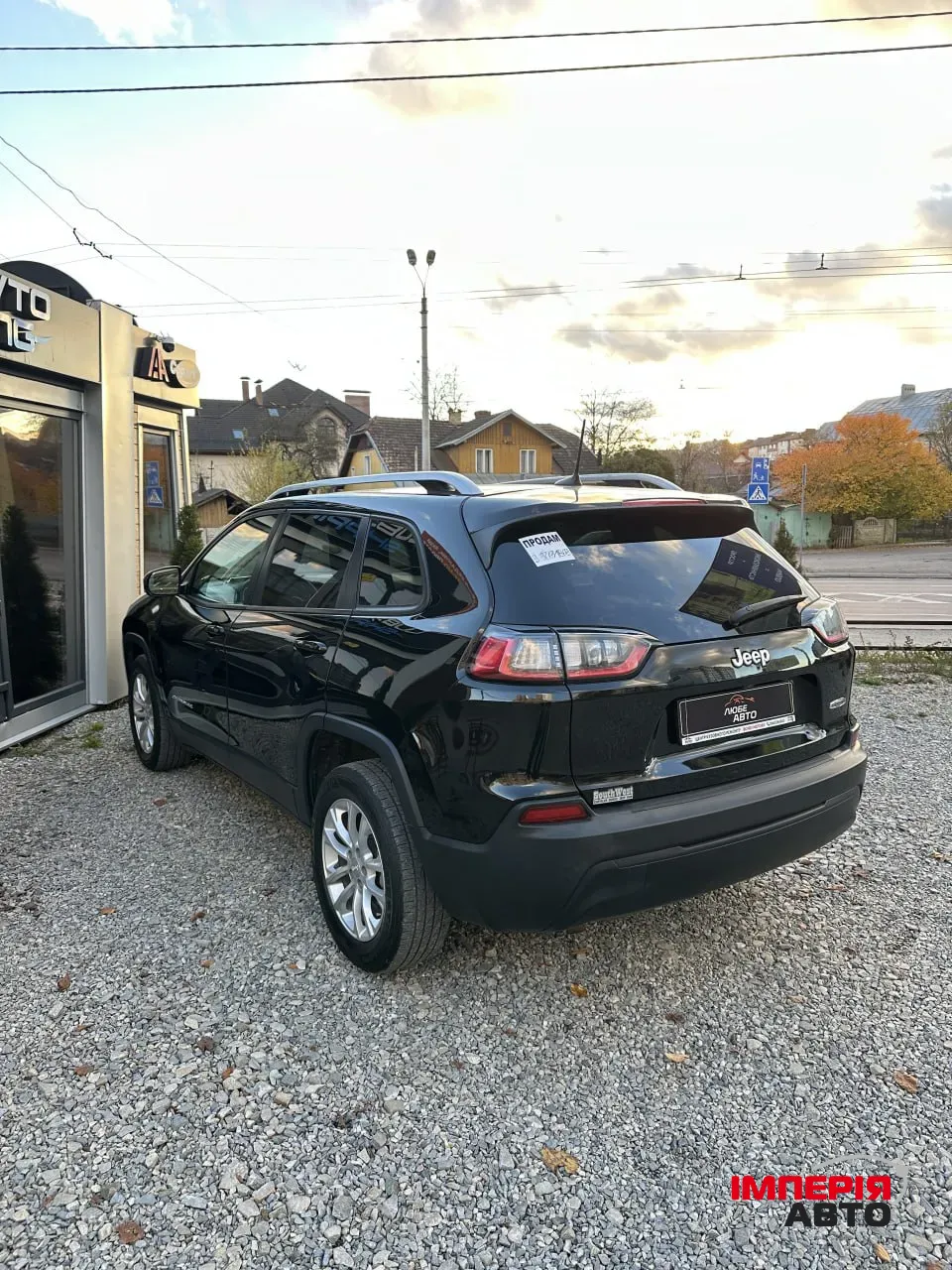 Jeep Cherokee - фото 7