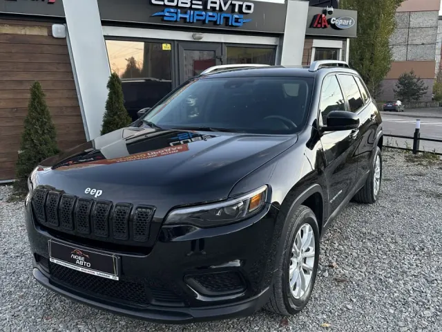 Jeep Cherokee - фото 3