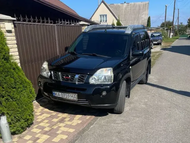 Nissan X-Trail - фото 1