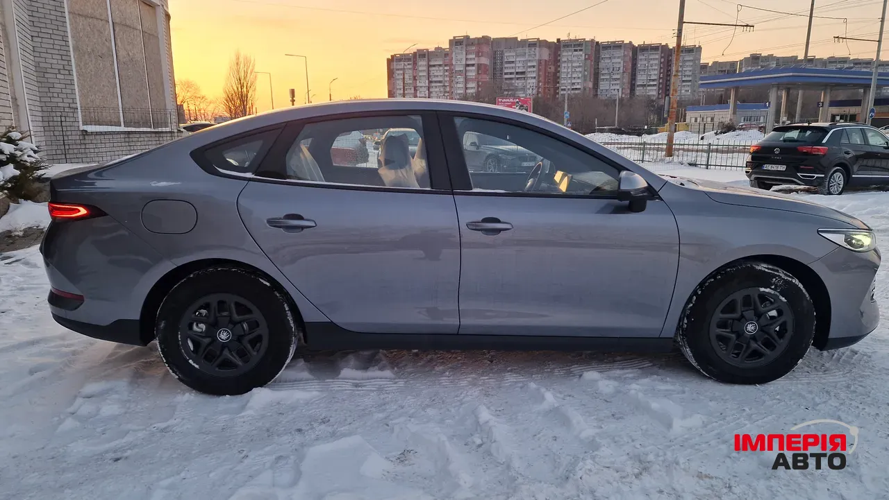 BYD Qin - фото 10